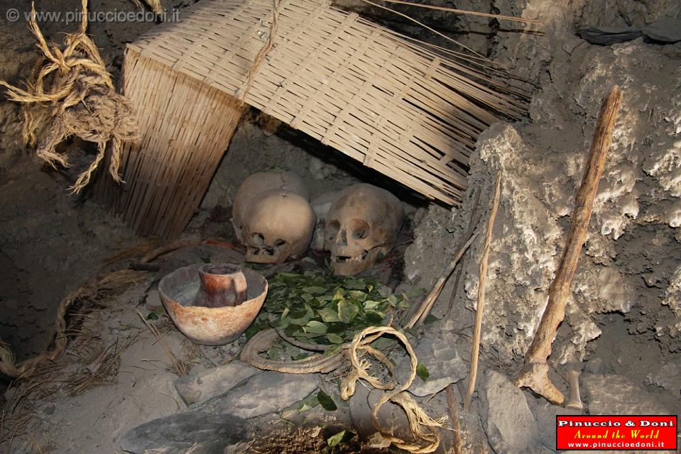 BOLIVIA 2 - Cementerio de los Chullpas - 3.jpg